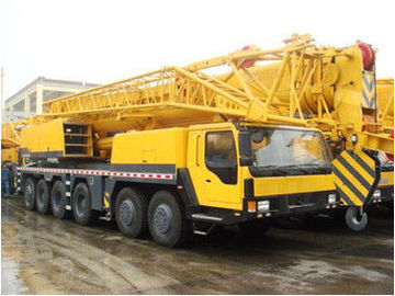 2012年XCMGのCrainによって使用されるトラック、クレーンが付いている100台のトンによって使用されるサービス トラック